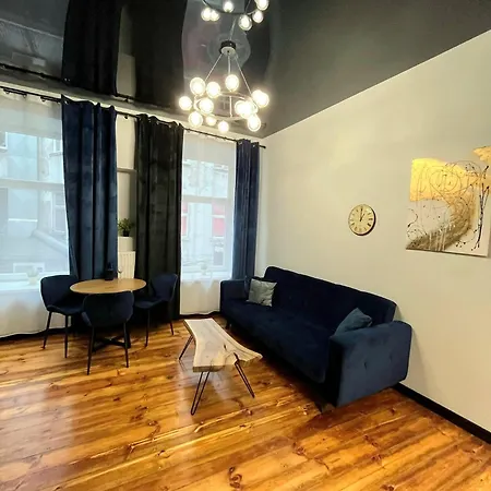 Hola Piotrkowska Apartament *